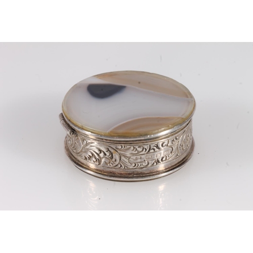 65 - Antique Victorian silver pill or snuff box of circular shop, the top and bottom with sheet of banded... 