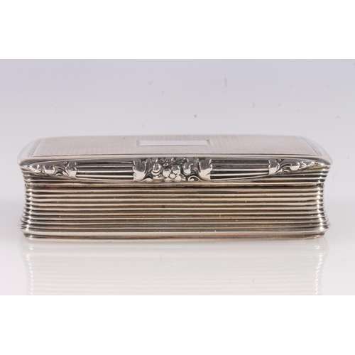 83 - Antique William IV silver snuff box of rectangular shape having rounded corners and plain moulded ed... 