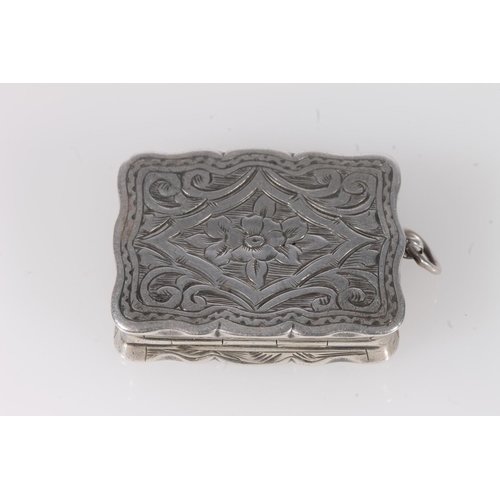 93 - Antique Victorian silver vinaigrette of rectangular shape with serpentine edge, the body decorated a... 