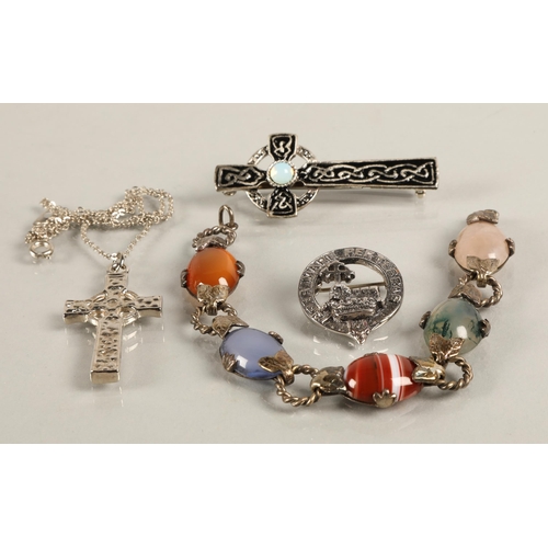 86 - Celtic design jewellery to include Agate set bracelet (broken clasp), two brooches, and a pendant