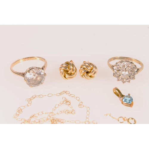 125 - 9ct gold jewellery including two paste stone set rings, blue stone set pendant, pair of knotwork ear... 