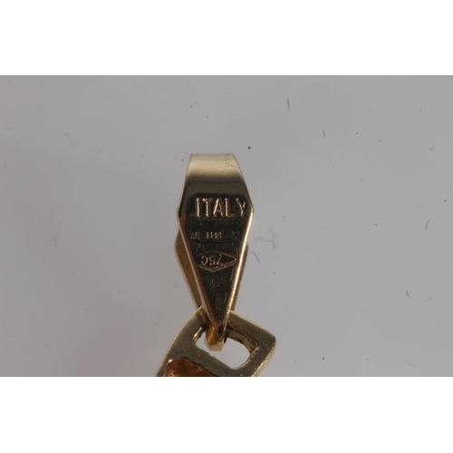 155 - Quadri Italian designer 18ct yellow gold pendant, loosely in ankh form, hallmarked for Vicenza 'Star... 