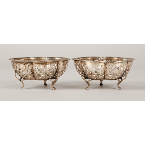 213 - Pair silver baskets on feet, Birmingham 1926, 124g