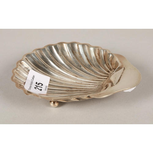 215 - Silver shell dish, Birmingham 1908, 38.9g