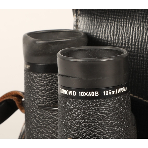 276 - Leitz Trinovid 10X40B binoculars (case included) and a collection of horse racing stand tags includi... 