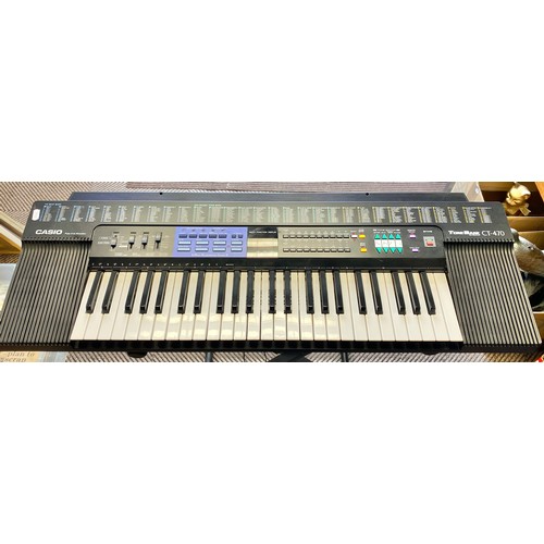 492 - Casio tone back keyboard.