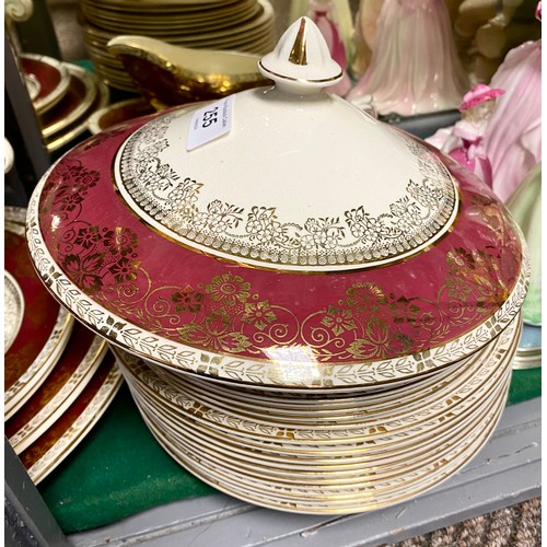 255 - Noritaki Goldmere teaset and a Crown Ducal gilt and burgundy decorated dinner service.