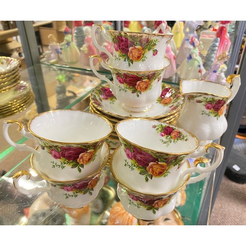 17 - Royal Albert Old Country Roses part tea set, 19 pcs.