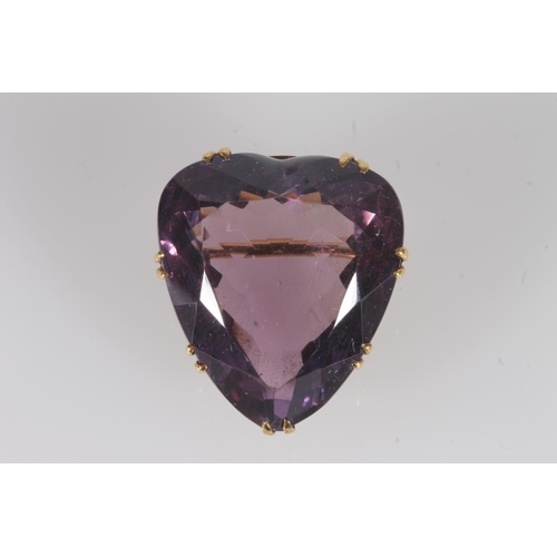 236 - Victorian heart shape amethyst brooch on a unmarked yellow gold mount, stone size 3.3cm x 2.6cm, in ... 