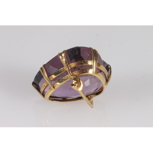 236 - Victorian heart shape amethyst brooch on a unmarked yellow gold mount, stone size 3.3cm x 2.6cm, in ... 