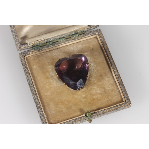 236 - Victorian heart shape amethyst brooch on a unmarked yellow gold mount, stone size 3.3cm x 2.6cm, in ... 