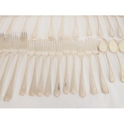 15 - Good comprehensive feather edge silver service by Mappin & Webb 1916, comprising: twelve soup sp... 