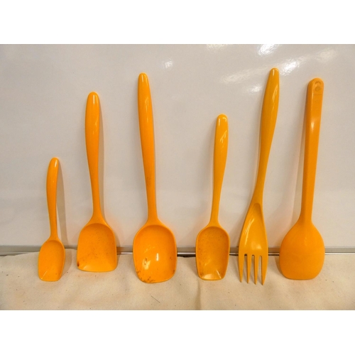 398 - Mepal Denmark Rosti design 1960's kitchen utensils.