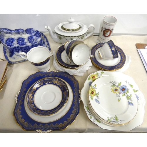 406 - Various household tea ware.