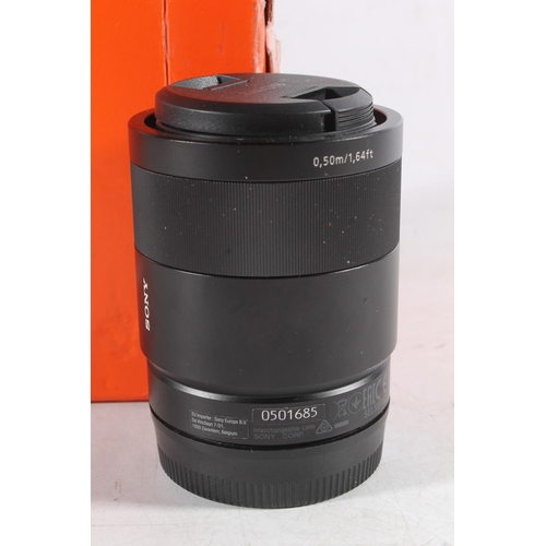 1128 - Sony Alpha series camera lens SEL55F18Z Sonnar T* FE 55mm F1.8 ZA 49mm, serial number 0501685, boxed... 