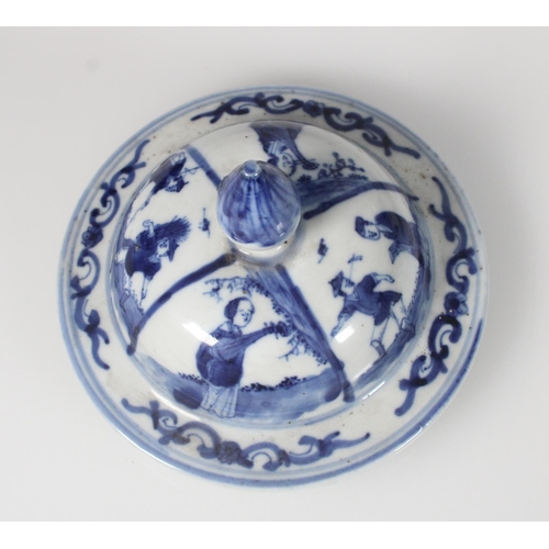 565 - 19th century Chinese blue and white jar and cover, the domed lid with teardrop finial, decorated wit... 