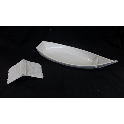 601 - Early 20th century Japanese white glazed boat.