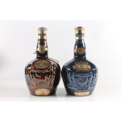 1083 - ROYAL SALUTE 21 year old blended Scotch whisky bottled by Chivas Brothers in a Sapphire decanter 40%... 