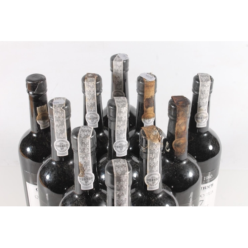 1087 - Eleven bottles of COCKBURNS 1987 Quinta Do Tua vintage port, 75cl 20% abv., commemorative bottling c... 