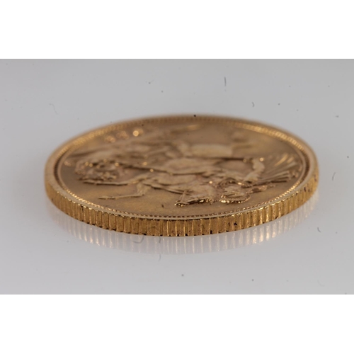 1305 - UNITED KINGDOM Queen Elizabeth II (1952-2022) gold sovereign 1963.