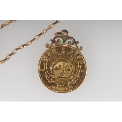 1317 - SOUTH AFRICA gold one pond 1898 with soldered pendant mount, 8.7g, on Italian 9ct gold chain by Unoa... 