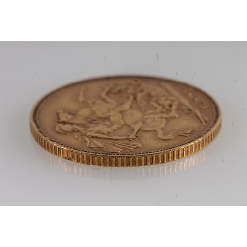 1321 - UNITED KINGDOM Queen Victoria (1837-1901) gold sovereign 1900, old veiled bust, S3874.