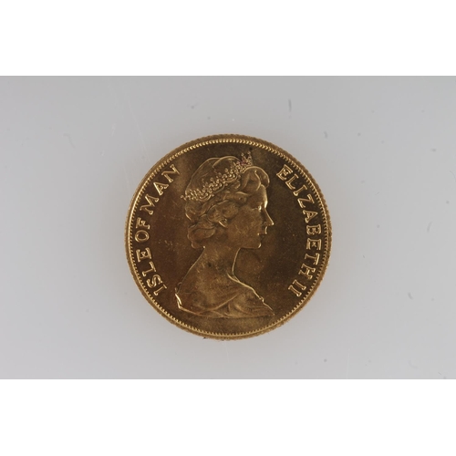 1334 - ISLE OF MAN Queen Elizabeth II (1952-2022) gold one pound sovereign 1975.