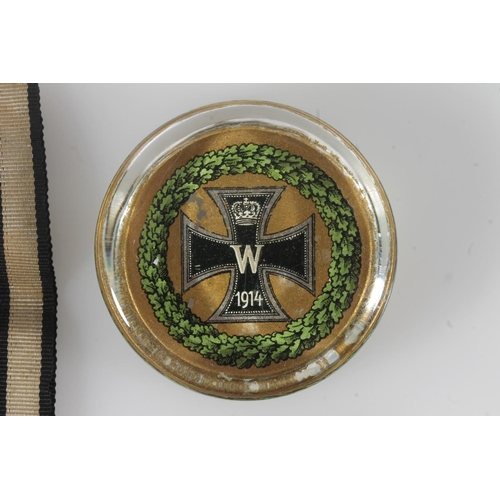 1365 - Imperial German WWI black iron cross second class 1914, the ring stamped '800', also a patriotic iro... 