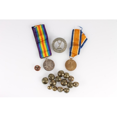 1376 - Medals of 5702 Private T Cowan of the 2nd Battalion Lovat's Scouts comprising WWI war medal and vict... 