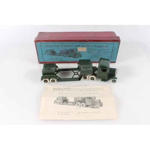 1025 - Britains 1641 Mechanical Transport & Air Force Equipment 18 Wheel Underslung Lorry with Driver, ... 