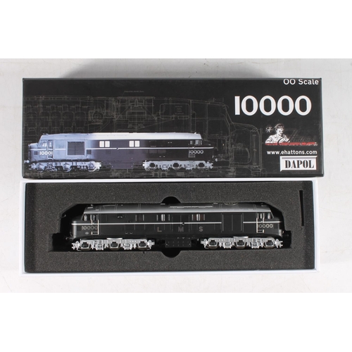 1052 - Dapol OO gauge model railway 10000AP Class 10000/10001 diesel locomotive LMS 10000 black with chrome... 