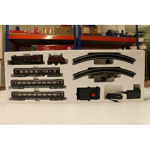 1057 - Hornby OO gauge model railways R1057 The Royal Train electric train set with 4-6-2 Princess Elizabet... 