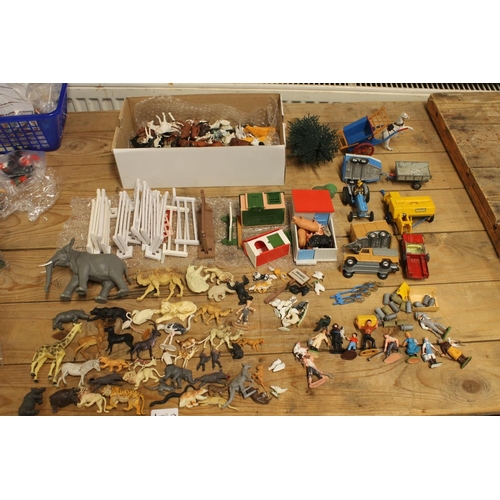 1080 - Britians and other Farm and Zoo plastic animal models, also pig sty, chicken coop, fences and other ... 