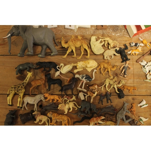 1080 - Britians and other Farm and Zoo plastic animal models, also pig sty, chicken coop, fences and other ... 