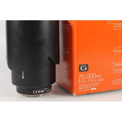 1125 - Sony Alpha series camera lens SAL70300G 70-300mm F4.-5.6 G SSM 62mm lens, serial number 1849342, box... 