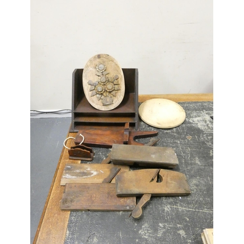 36 - Various treen to include cutlery holders, bread boards, letter rack, planes etc.