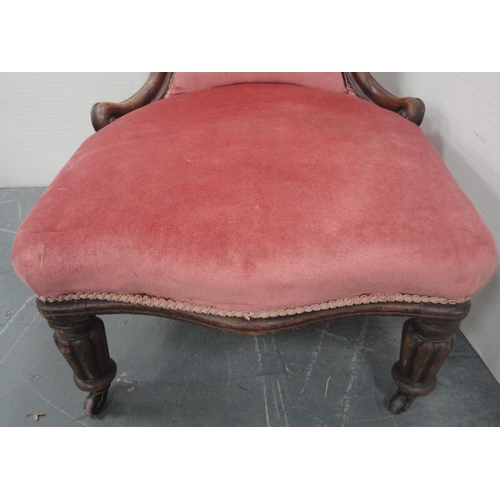 138 - Victorian mahogany-framed button-back lady's chair, upholstered in later pink Dralon, on fluted supp... 