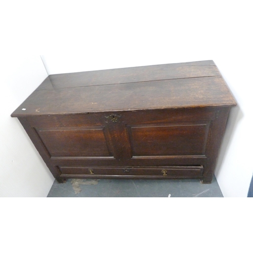 181 - Oak coffer, c. late 18th/early 19th century, with hinged top enclosing a later fitted pine candle bo... 