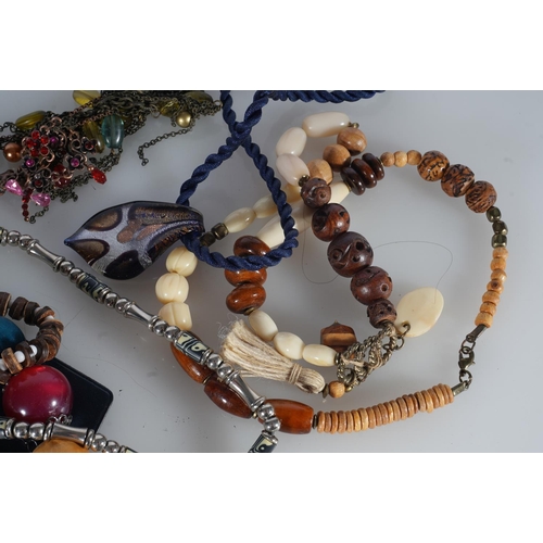 629 - Costume jewellery necklaces etc. (qty).