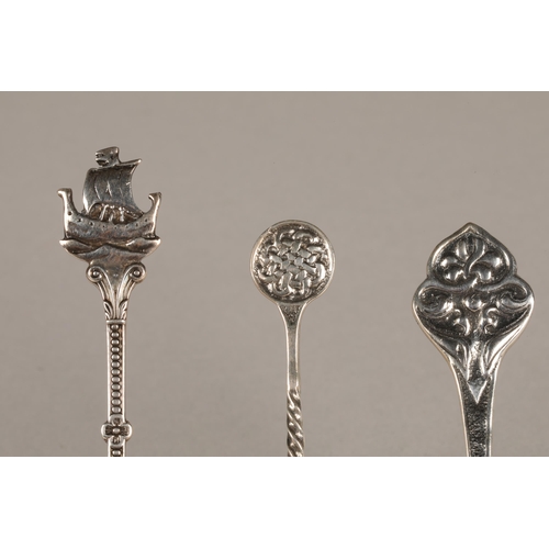 215 - Five Scottish silver spoons and one Irish (6) gross weight 57.6g