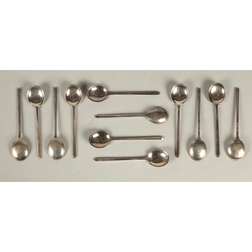 220 - Cased set of twelve silver coffee spoons, Birmingham 1936