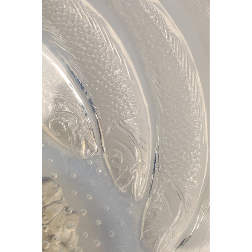 42 - Rene Lalique opalescent bowl in the Poissons design, marked R Lalique to the centre 24cm diameter, 9... 