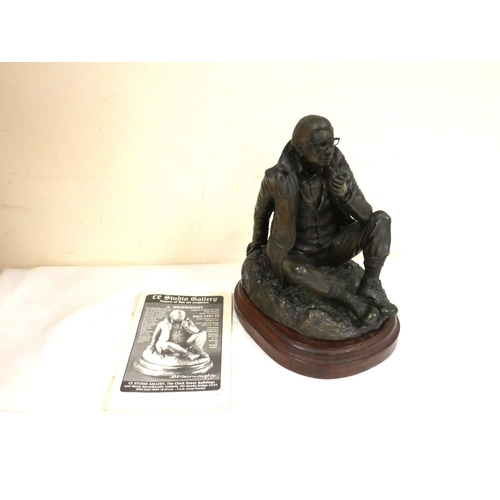 66 - WAINWRIGHT A.   Solid bronze sculpture of Wainwright, seated & holding his pipe, ltd. ed. of onl... 