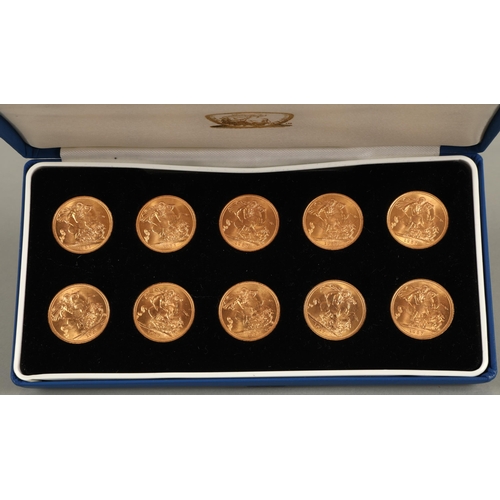 127 - Ten gold sovereigns 1957 in fitted case