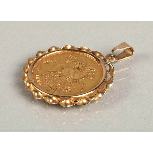 132 - Victorian gold sovereign (young head) 1880 in 9ct gold pendant mount, total weight 9.7g