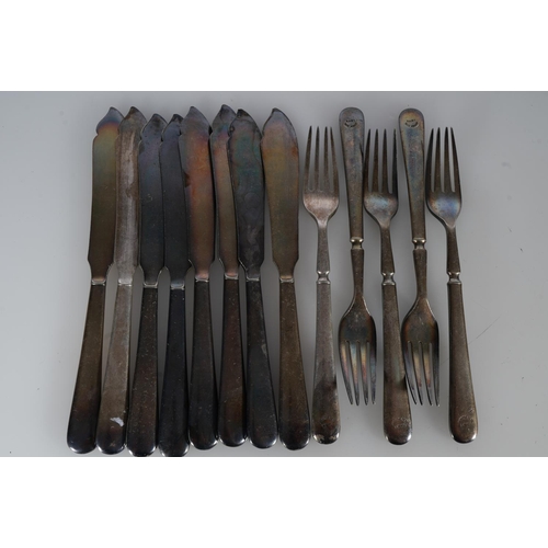 668 - Edwardian Walker and Hall silver plated fish knives and forks, the terminals marked for 'Andrew Hare... 