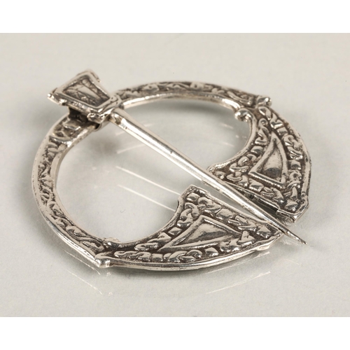 100 - Alexander Ritchie designed silver penannular brooch stamped Iona Gilmour and Watson Glasgow 1921.