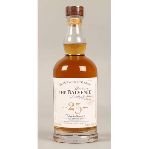 307 - The Balvenie 25 years old single malt scotch whisky, Signed by David Stewart The Balvenie Malt Maste... 