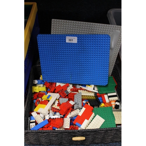 301 - Case containing vintage Lego.