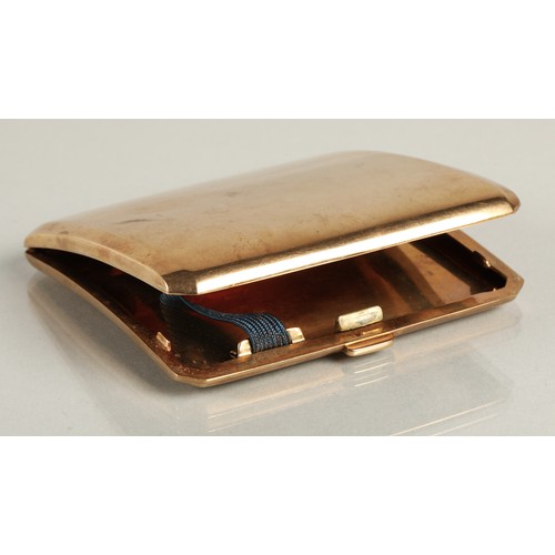 89 - 9ct gold cigarette case, 83.9g